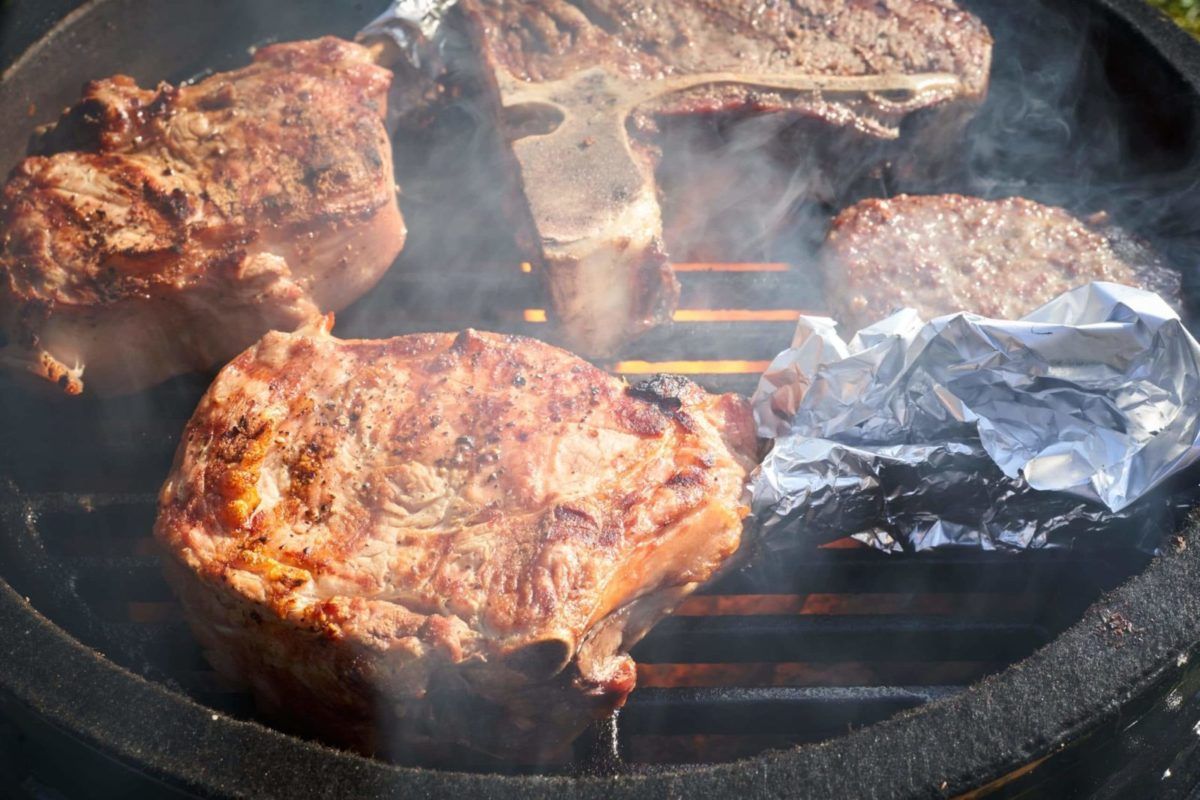Kamado roštilji odlični su za pripremu stekova