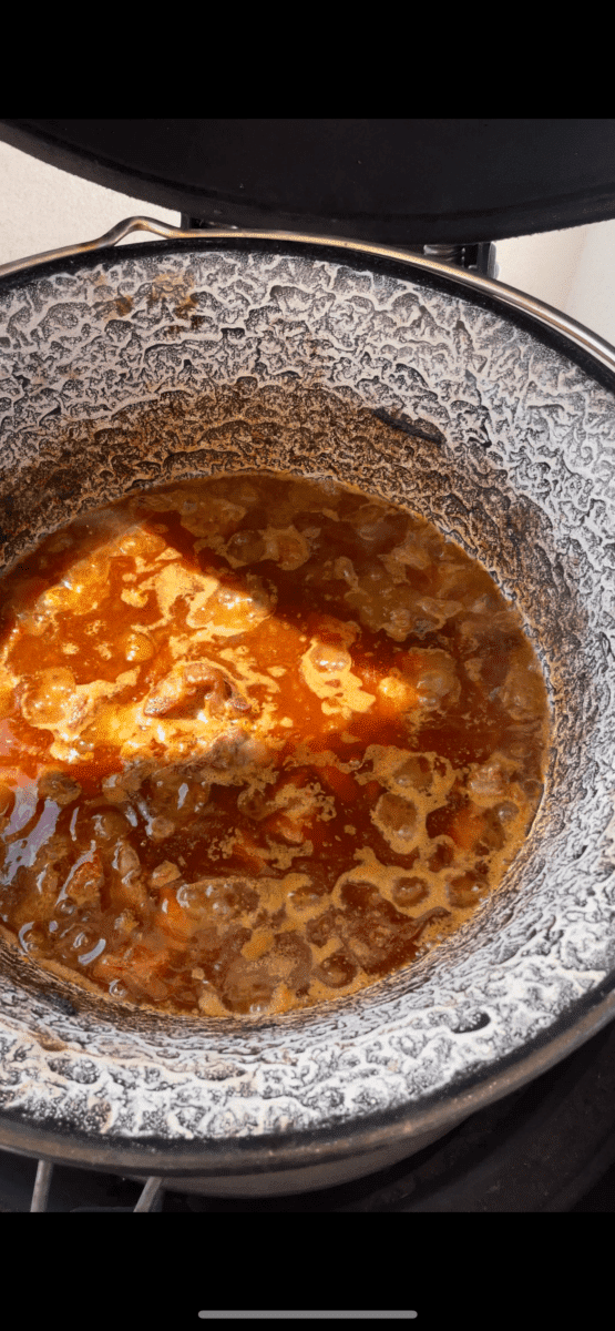 Teleći gulaš u Kamado Madness roštilju - Kamado Madness
